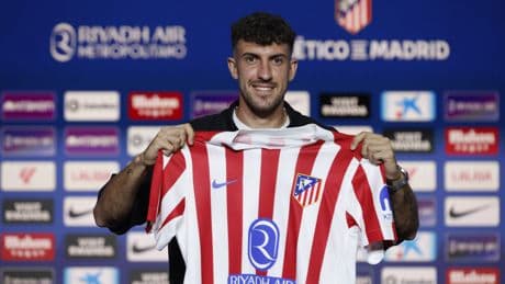 Doblete de presentaciones en el Atlético: el "orgullo" de tener a Simeone de entrenador de Ruggeri y las "ilusiones compartidas" de ganar títulos de Cardoso