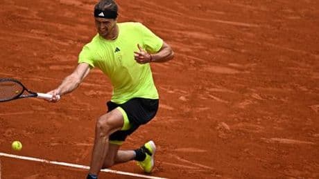 French Open: Alexander Zverev zieht problemlos in die zweite Runde ein