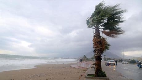 Son dakika: Meteoroloji'den 4 il için 'kuvvetli fırtına' uyarısı!