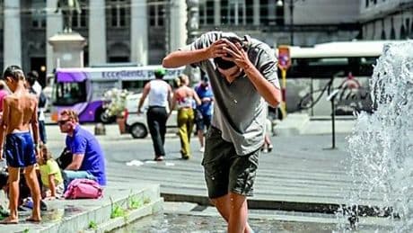 Emergenza caldo, la Liguria fa i conti con i blackout. E gli ascensori diventano trappole
