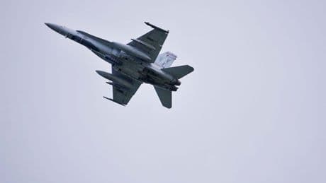 Finlandiya’da savaş uçağı düştü