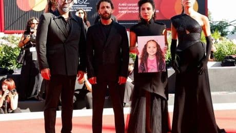 La voz de una niña palestina asesinada por el Ejército israelí sacude Venecia