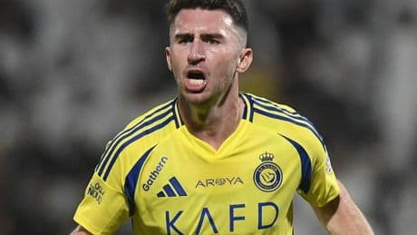 El central sigue siendo jugador del Al-Nassr y el pago de 10 millones del Athletic queda sin efecto