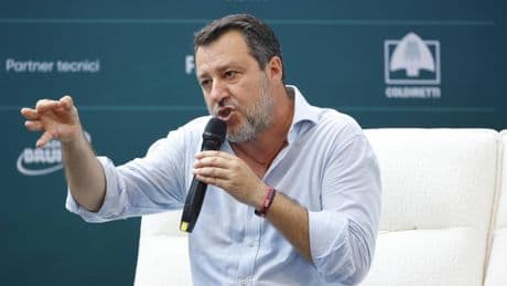 Banche, tasse, voto. La ricetta Salvini