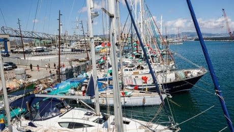 La flotilla humanitaria regresa a Barcelona por el mal tiempo horas después de zarpar hacia Gaza