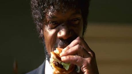 Hamburger Day: 12 fast food citati nei film in cui mangiarlo (3 sono anche in Italia)
