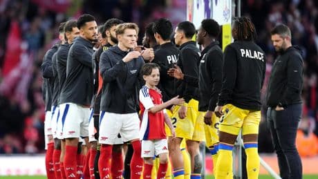 Liverpool edge closer to Premier League title as Arsenal gift Crystal Palace a point