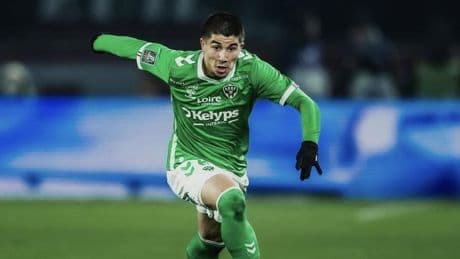 El Girona sigue de cerca a Benjamin Bouchouari