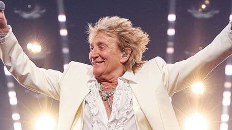 Rod Stewart 'devastated' to cancel shows ahead of Glastonbury legends slot