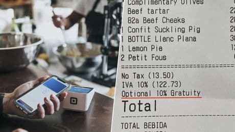 Un concepto es cada vez más común en los tickets de los restaurantes españoles: la propina "opcional" del 10%