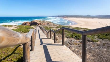 Schöne Orte, Essen, Traditionen - Alle Infos zum Urlaub in Portugal