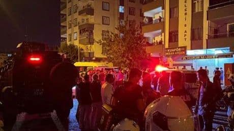 Çocuklar arasında başlayan tartışmaya aileler de katılınca silahlı çatışma çıktı: 7 yaralı