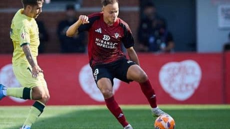 El Mirandés pierde una oportunidad de ascenso al empatar sin goles con el Almería