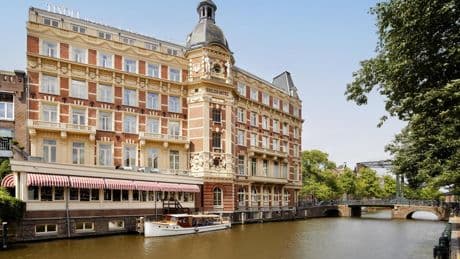 De Rembrandt a Sissi y The Beatles: este es el hotel más emblemático de Amsterdam