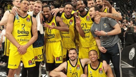 Fenerbahçe final için parkede!