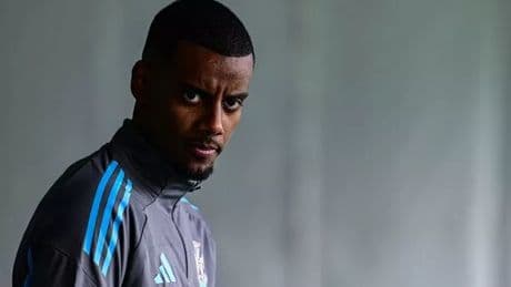 Liverpool transfer news: Alexander Isak agrees move as major clue dropped
