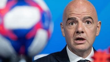 La FIFA recibe una demanda histórica de 100.000 futbolistas por sus normas de transferencias