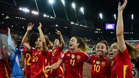 En finale contre l’Angleterre, l’Espagne veut parachever sa “révolution”