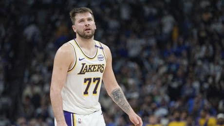 Luka Doncic celebra su puesta a punto renovando por tres temporadas con los Lakers