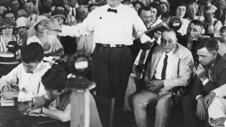 Cien años del “juicio del mono de Scopes”, la condena a la enseñanza de la evolución