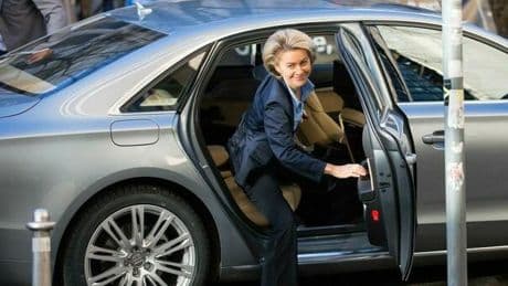 L?Ue tende la mano all?industria dell?auto e punta sulle piccole e-car made in Europe