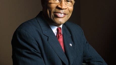 Sharpe James, Revitalizing Newark Mayor Convicted of Corruption, Dies at 89