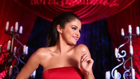 J Balvin insinúa por error la inminente maternidad de Selena Gómez
