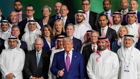 Trump kündigt Aufhebung der Sanktionen gegen Syrien an