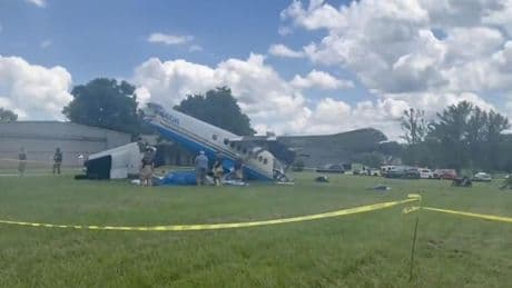 Vliegtuigje met twintig inzittenden stort neer in Tennessee, wonder boven wonder geen doden