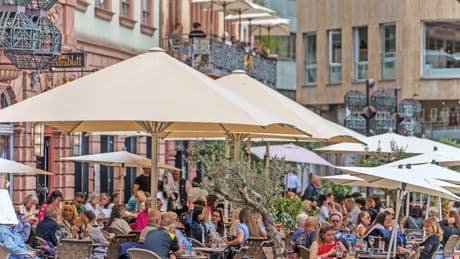 Außenbewirtung in Mainz: Dämmerschoppen bis Mitternacht