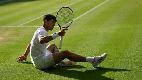 Alcaraz criticato in Spagna dopo la sconfitta a Wimbledon. Toni Nadal: «Ha perso fiducia in se stesso e nella possibilità di vincere»
