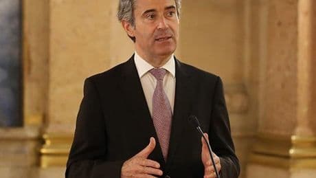 Los socialistas portugueses confían su rescate al exministro José Luís Carneiro