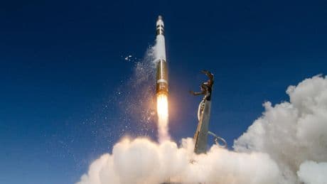 Au Salon du Bourget, l'épineuse question de la prise en charge des débris spatiaux