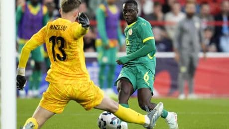 Habib Diarra, opción para el centro del campo del Atlético