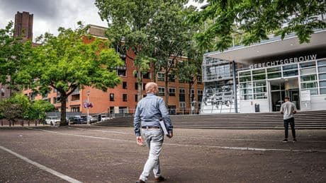 Voor de sterk gedigitaliseerde strafrechtketen stapelen de problemen zich op – maar mailen met het OM kan binnenkort weer