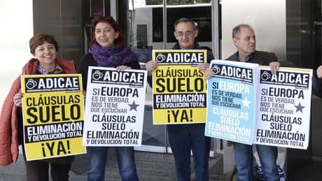 El Supremo da validez a la ‘macrodemanda’ de consumidores contra la banca por las cláusulas suelo