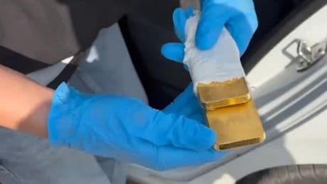 Edirne'de otomobilde 9,9 kilogram külçe altın ele geçirildi