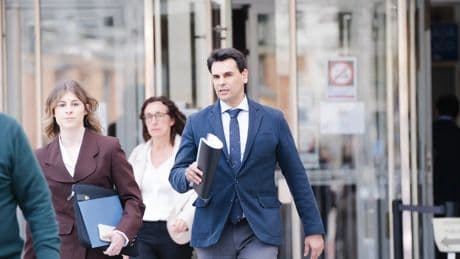 La jueza que investiga al novio de Ayuso se jubila este lunes y deja un futuro incierto a la causa