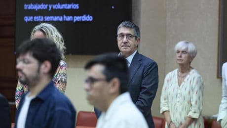El PSOE pide al Congreso que no se celebre pleno el 11 de septiembre para "respetar la Diada" en Cataluña