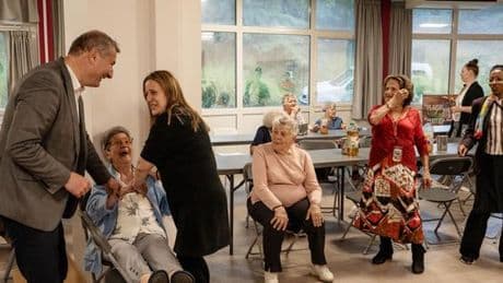 Vieillir dans une banlieue populaire, une triple peine et un « impensé » politique