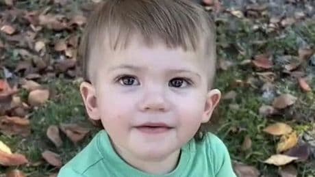Foster dad arrives to pick up toddler from nursery - then makes terrible realisation