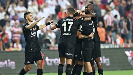 Beşiktaş, Adana Demirspor'u konuk ediyor; işte muhtemel 11'ler