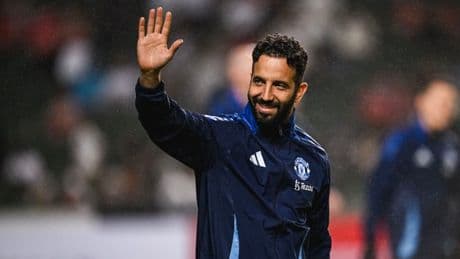 Manchester United plan shock move for England striker available on free transfer