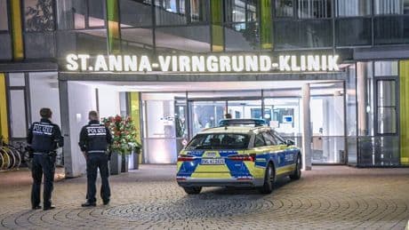 Patient verletzt - Messer-Attacke vorm Krankenhaus