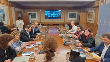 Sanidad crea un grupo de trabajo para elaborar un plan que fortalezca la resiliencia del sistema frente a emergencias