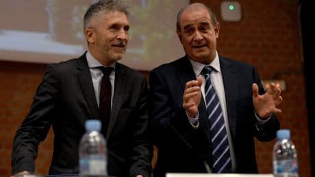 Interior incluye en los méritos para una medalla pensionada "dar visibilidad" a la Policía en un Ayuntamiento de Bildu