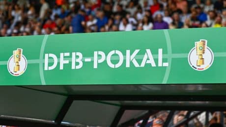 Warum die Kleinen im Pokal oft kein echtes Heimspiel haben
