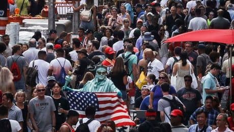 Es geht um Einfluss und Geld: Trump will bestimmte Migranten bei Volkszählung ausschließen