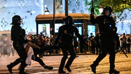 Incidents après la victoire du PSG : un jeune homme de 17 ans poignardé à mort à Dax