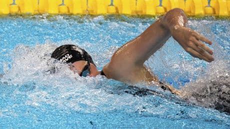 Marrit Steenbergen prolongeert wereldtitel op 100 meter vrije slag op WK zwemmen